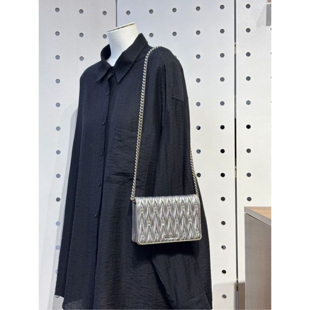 Miu Miu Women Pre-Loved Bag Very Good Condition